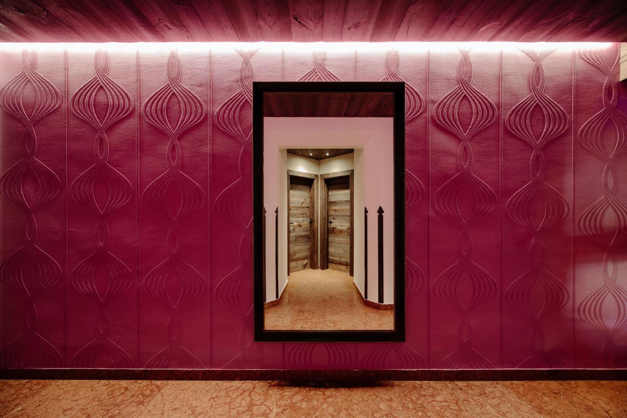 Hotel Lerch ザンクト・ヨーハン・イム・ポンガウ エクステリア 写真